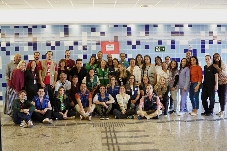 Governo federal recebe 46 brasileiros repatriados em operação excepcional em Confins (MG)