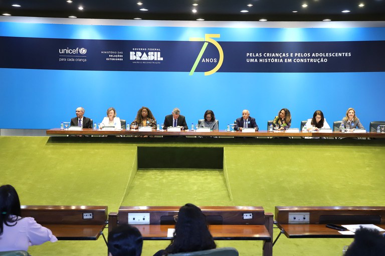 Macaé Evaristo destaca contribuição do Unicef para garantia de direitos de crianças e adolescentes no Brasil