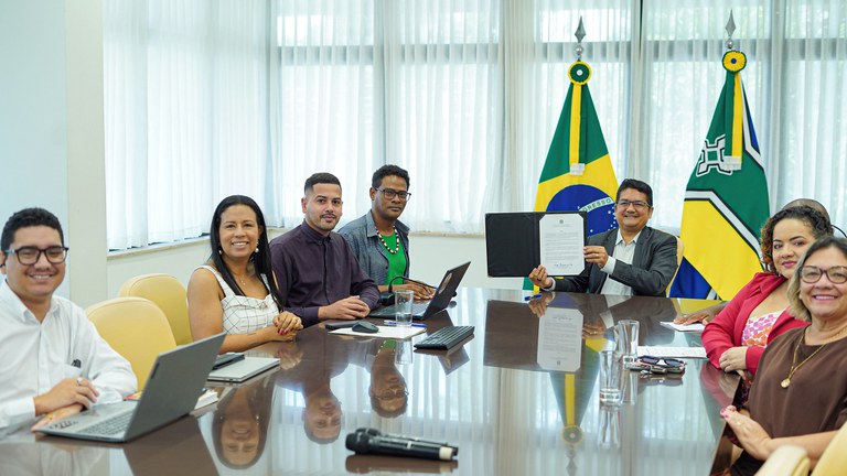 Com apoio do MDHC, estado do Amapá assina Pacto Federativo pela Erradicação do Trabalho Escravo