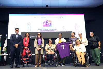 Macaé Evaristo e Anna Paula Feminella participaram da abertura do encontro (Clarice Castro/MDHC)