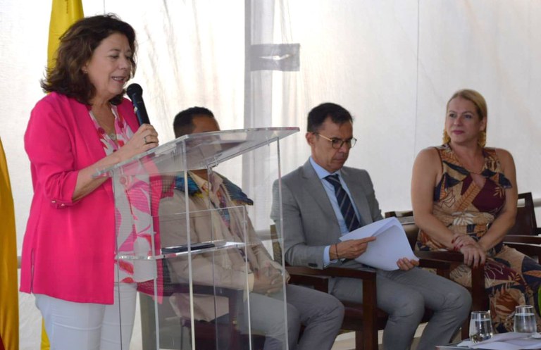 MDHC participa de mesa redonda sobre desafios e resiliência das pessoas indígenas LGBTQIA+ na Embaixada da Espanha no Brasil