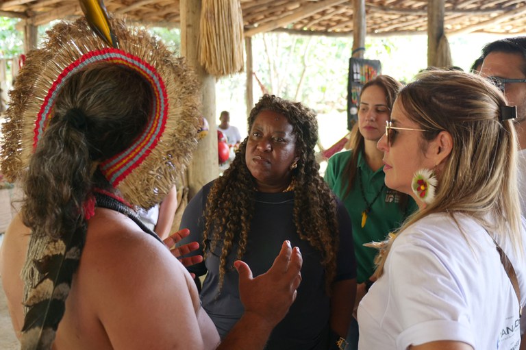 Ministra participa de lançamento de campanha nacional por justiça climática promovida por defensores públicos