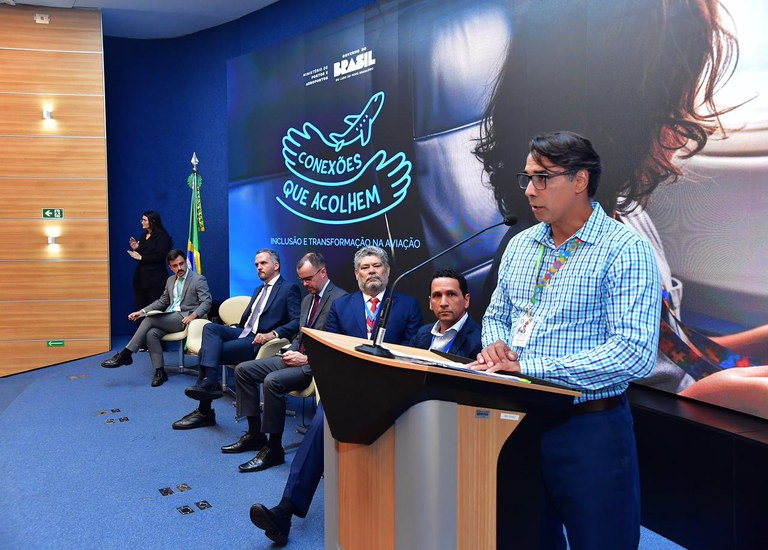 MDHC reforça liderança na inclusão de pessoas com TEA no transporte aéreo