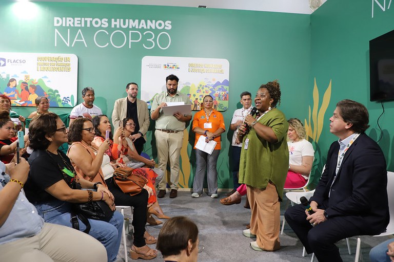 Ministra Macaé Evaristo destaca integração entre direitos humanos, educação e inclusão digital no Marajó