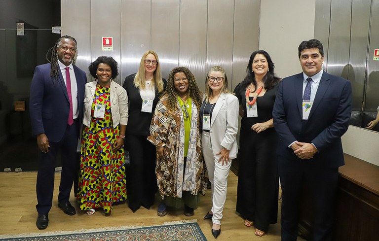 “Envelhecer é um verbo no presente”: MDHC amplia ações para a pessoa idosa