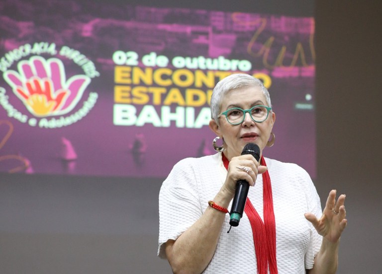 Em Salvador, MDHC integra projeto sobre democracia e direitos de crianças e adolescentes