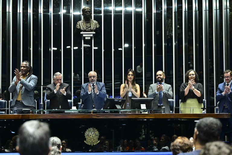 No Senado, Ministério dos Direitos Humanos destaca avanços e defende pacto social pelo envelhecimento digno