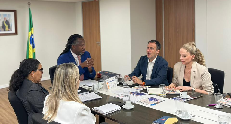 SNDPI e BID discutem iniciativas voltadas à longevidade no Brasil