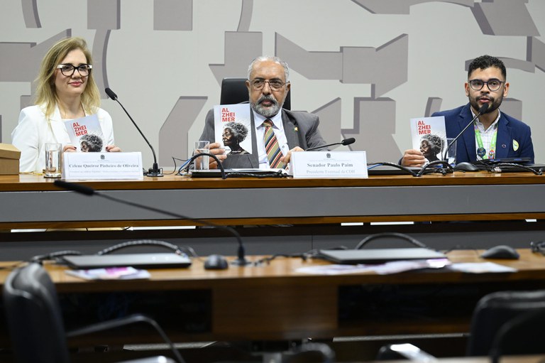 MDHC participa de audiência sobre prevenção e cuidado de pessoas com Alzheimer