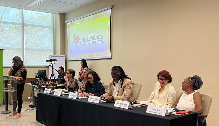 MDHC participa do lançamento do curso “Mulheres e Envelhecimentos” em Brasília