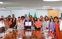 Ministra Janine Mello participa da sanção de lei que regulamenta a atuação de doulas no Brasil