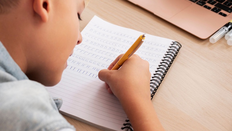 Dia do Estudante: educação é direito fundamental de crianças e adolescentes