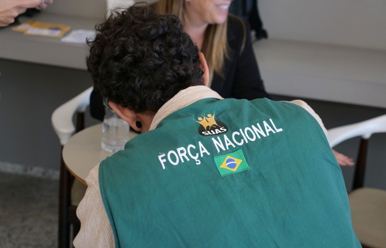 Voo com 87 brasileiros repatriados dos Estados Unidos chegam a Confins (MG)