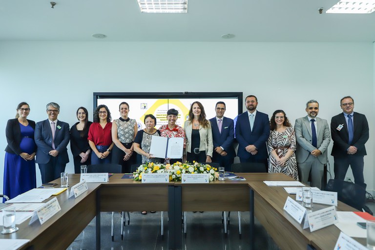 Estado brasileiro firma acordo para cumprir recomendações da CIDH em caso sobre maternidade adotiva