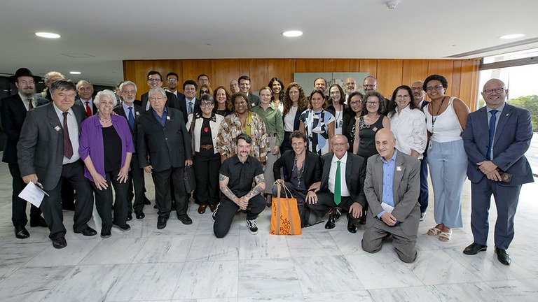 Em encontro inédito, representantes do Governo do Brasil e da comunidade judaica discutem ações de combate ao antissemitismo