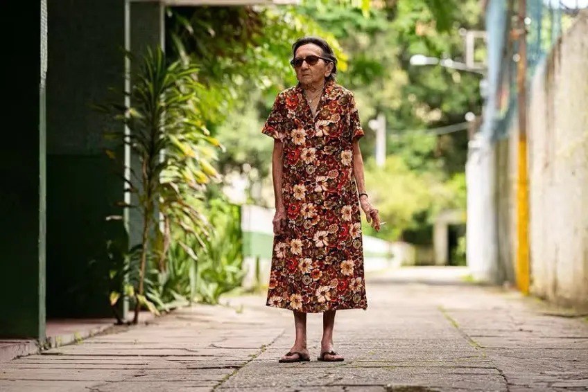 Trajetória de Tânia Maria, atriz potiguar de 79 anos, simboliza o direito de envelhecer com autonomia, dignidade e protagonismo