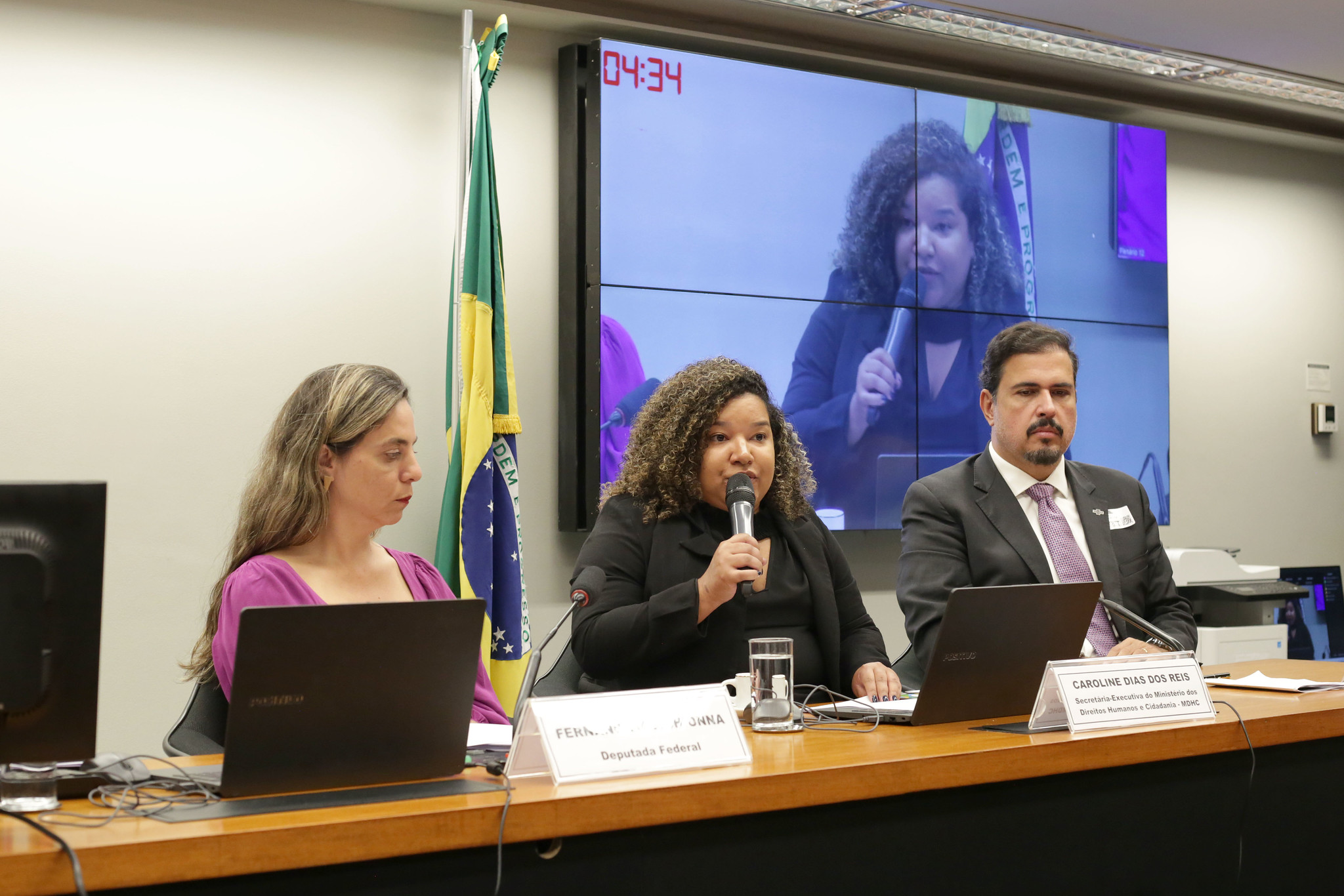 Evento reuniu representantes do governo, movimento sindical e setor empresarial para analisar os efeitos da redução da jornada de trabalho sobre saúde, renda, cuidado e produtividade