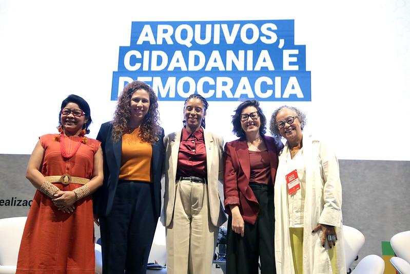 Evento realizado em Brasília reúne especialistas, gestores públicos e instituições para debater o papel dos arquivos na garantia da cidadania e do acesso à informação