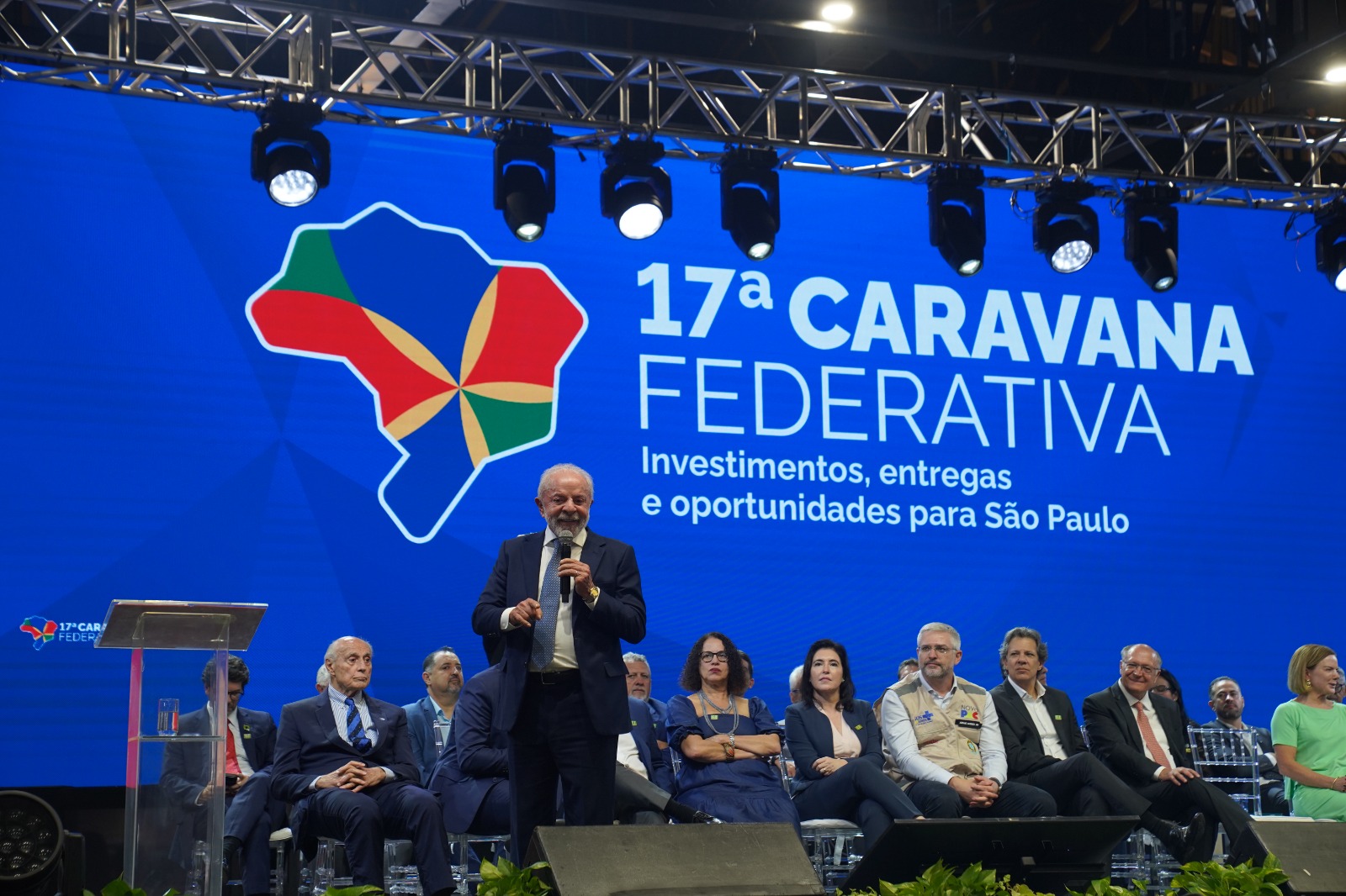 No estande da pasta, participantes têm acesso a informações sobre políticas de proteção, promoção e defesa de direitos humanos, com foco em grupos vulnerabilizados