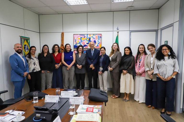 MDHC pauta garantia da proteção dos direitos humanos de migrantes, refugiados e apátridas com Relator Especial da ONU