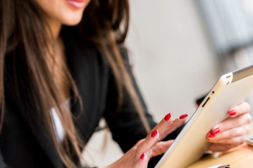 Oficina debate devida diligência em direitos humanos e fortalece atuação de mulheres empreendedoras