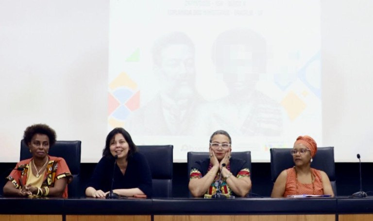 MDHC promove diálogo intergeracional sobre direitos humanos com foco em equidade de gênero e raça