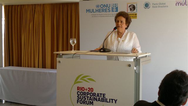 Ministra das Mulheres saúda empresas participantes do evento sobre empresas, igualdade de gênero e sustentabilidade Foto: Nei Bomfim/SPM