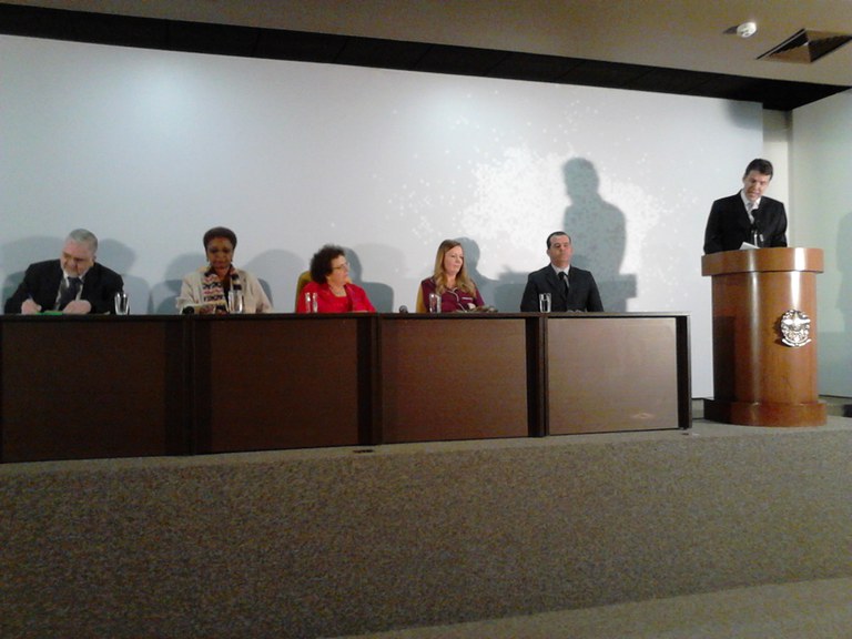 Ministra Eleonora prestigia ato do CNPM, parceiro da campanha “Compromisso e Atitude pela Lei Maria da Penha – A lei é mais forte” Foto: Susan Alves/SPM