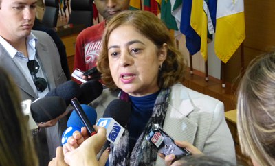 Secretária Aparecida Gonçalves representou a ministra no evento. Foto: Tais Valle/TJES 