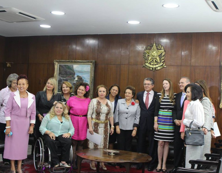 Presidente do TSE lançou campanha ao lado da SPM e das parlamentares federais. Foto: Roseli Garcia/SPM
