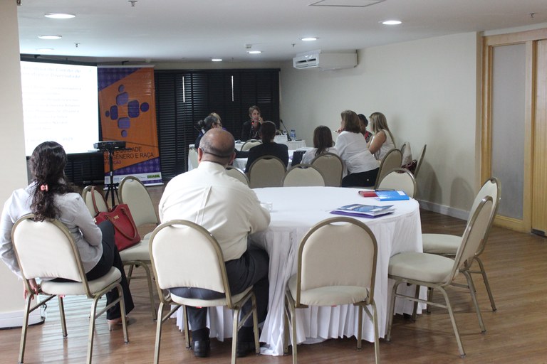 Representantes de prefeituras que participam da 5ª edição do Pró-Equidade de Gênero e Raça se reuniram em Brasília. Foto: Raquel Lasalvia/SPM