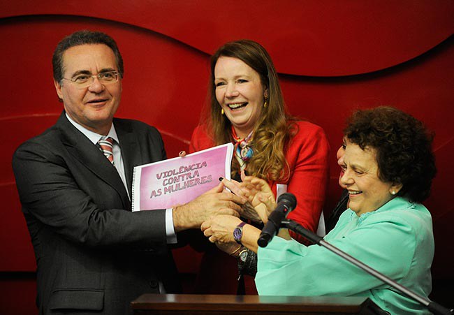 Cerimônia de adesão do Senado Federal à campanha do Ligue 180