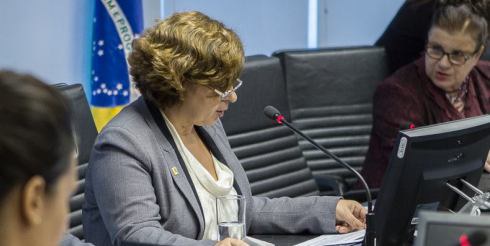 Secretária Aparecida Gonçalves