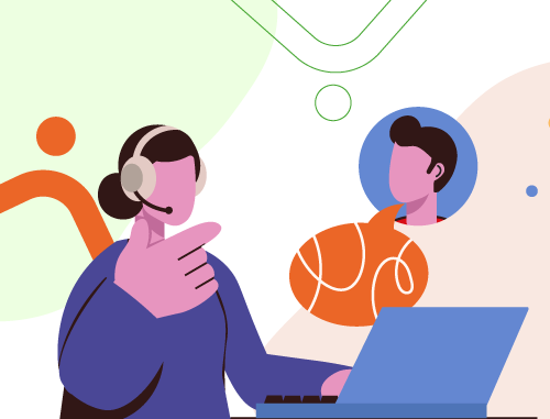 Mostra uma pessoa com um headset amarelo e camisa verde, interagindo com um laptop azul. Acima dela, há um balão de conversa com a imagem de outra pessoa em um círculo laranja. Ao lado, aparecem transmissões representando trabalho ou processos. O fundo tem formas arredondadas em tons de bege e azul claro, com detalhes vermelhos e azuis.