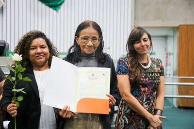 Governo do Brasil realiza entrega de certidões de óbito retificadas a familiares de vítimas da ditadura militar em Fortaleza (CE)