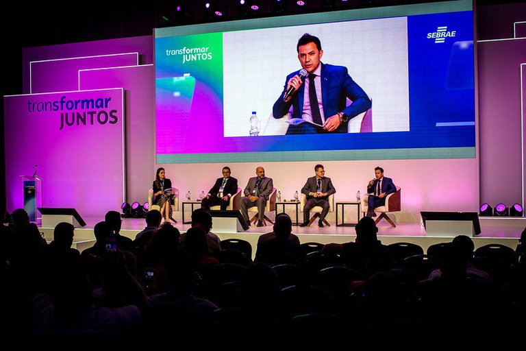 2 transformar juntos.jpg