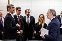 Brasil e EUA estreitam relações bilaterais em comércio e investimentos