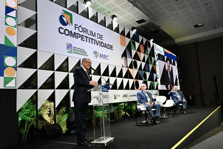 Inter prepara três medidas para criar clima de decisão contra o São Paulo