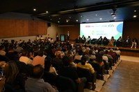 “Queremos mais pequenas e médias empresas exportando”, diz Alckmin