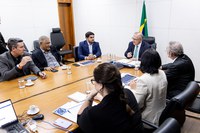 Em reunião com Alckmin, Anfavea apresenta aumento de 15% de vendas de veículos novos em 2024