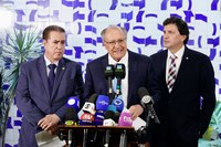 No Congresso, Alckmin pede apoio a projetos que facilitam e ampliam as exportações brasileiras