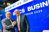 Lula no Fórum Empresarial do BRICS: “Cabe aos governos abrir portas e aos empresários fazer negócios”