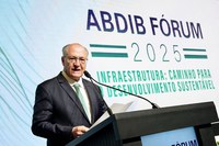 Infraestrutura é vetor de atração de investimentos e estimula o desenvolvimento econômico e social, afirma Alckmin