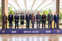 Ministros de Comércio do BRICS defendem fortalecimento do multilateralismo
