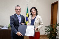 Parceria permite acesso gratuito a cursos de comércio exterior para mulheres e negros