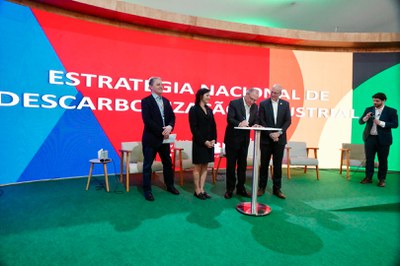 54930144020_4f34640ea0_k (1).jpg