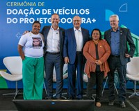 Cooperativas de reciclagem no DF ganham reforço de 10 caminhões do Governo Federal