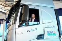 Alckmin acompanha entrega de caminhões do Move Brasil e inclusão de novo modelo com IPI zero no Carro Sustentável