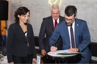 MDIC anuncia parcerias com Enap e Caixa para fortalecer a economia de impacto
