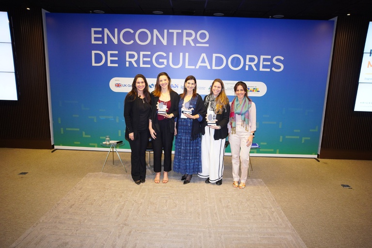 EncontroDeReguladores3.jpg